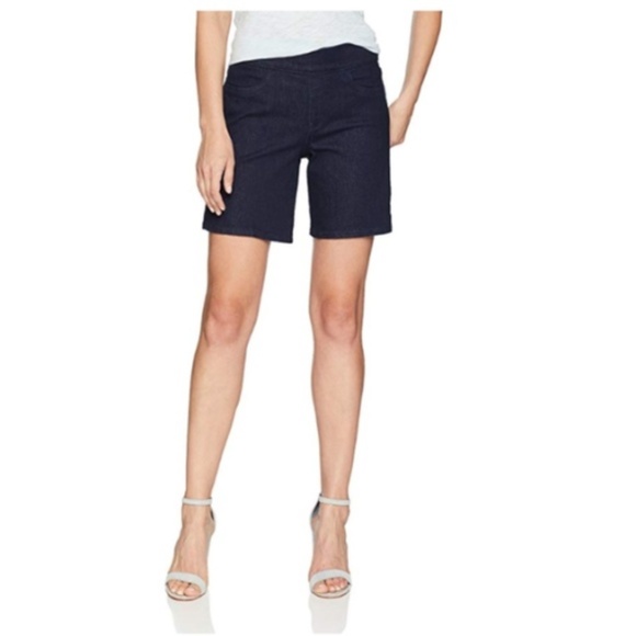 NYDJ Pants - NWOT NYDJ Lift Tuck Stretch Denim Pull On Shorts Sz. 4